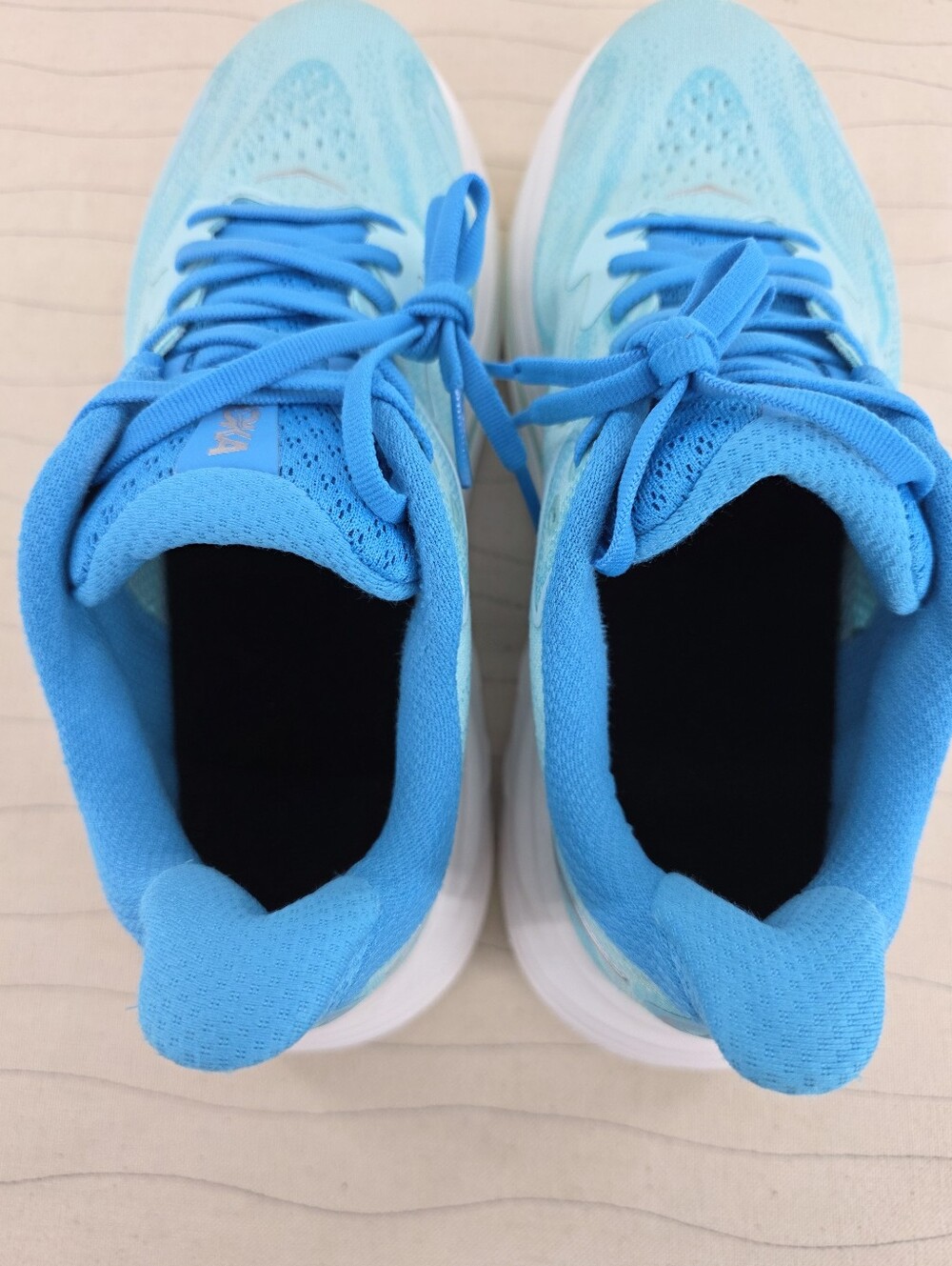 Hoka One One Womens Clifton 10 Blue White Running Walking Shoes Sneakers Sz 8.5B - Picture 15 of 16